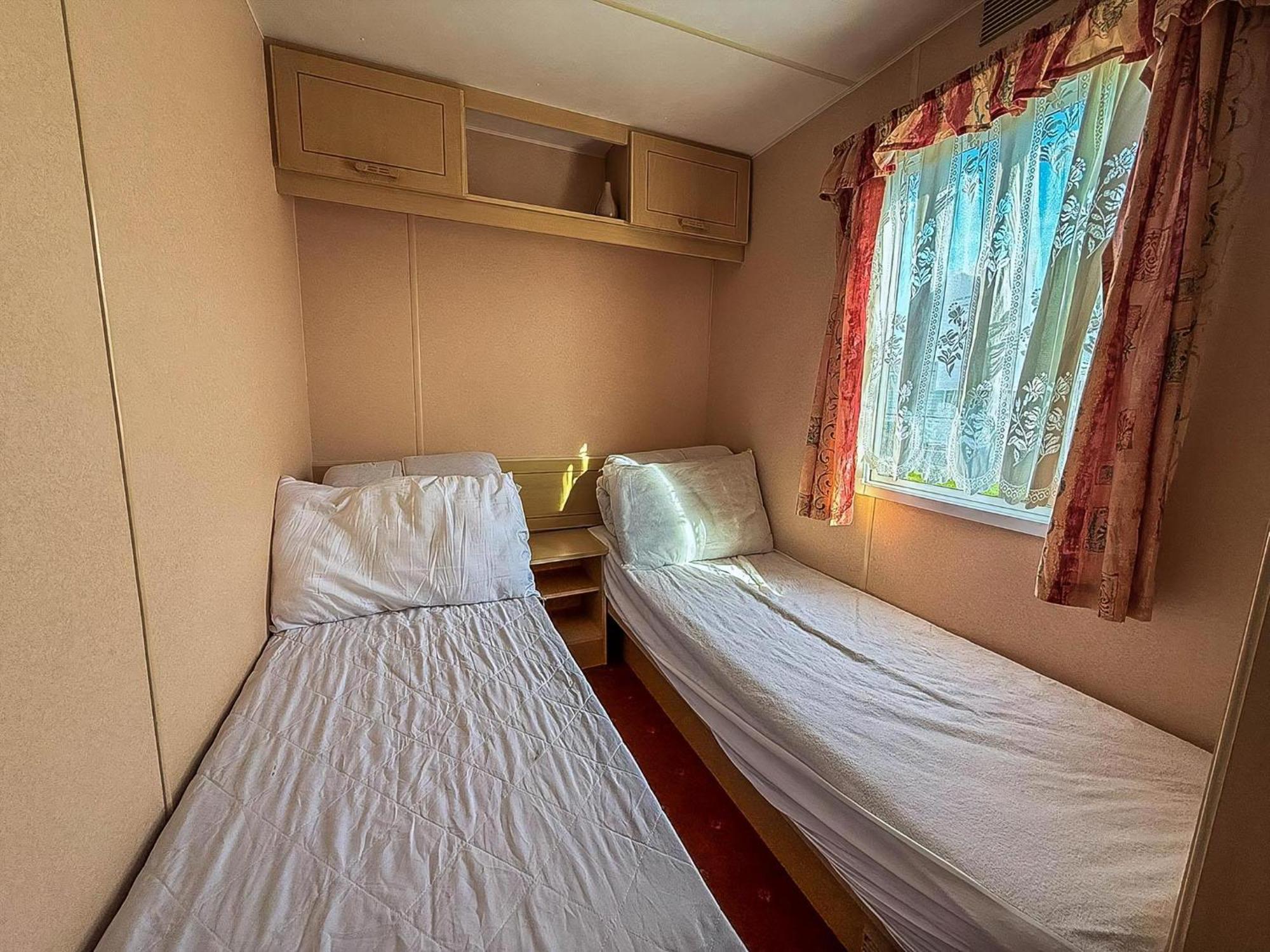 Lovely 8 Berth Caravan In Skegness With Free Wi-Fi, Ref 96023D Exterior foto